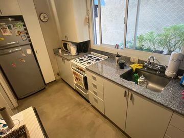Divino 4 Ambientes al frente con 2 baños y Cocina con Lavadero independiente