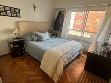 Divino 4 Ambientes al frente con 2 baños y Cocina con Lavadero independiente