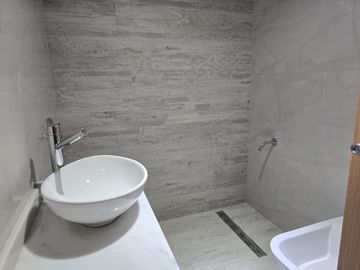 Piso Inteligente  4 dormitorios en suite más dependencia - Domotizado