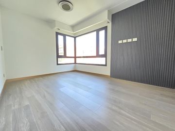 Piso Inteligente  4 dormitorios en suite más dependencia - Domotizado