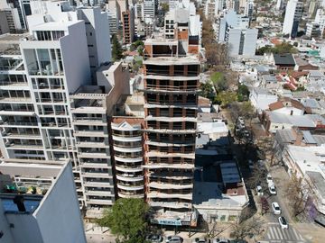 Departamento venta -1 dormitorios  - 46mts 2 totales - La Plata-pozo-emprendimiento.