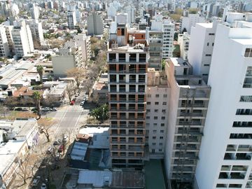 Departamento venta -1 dormitorios  - 46mts 2 totales - La Plata-pozo-emprendimiento.
