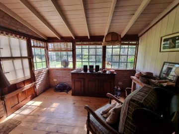 Casa de 5 ambientes con cochera en venta en Del Viso