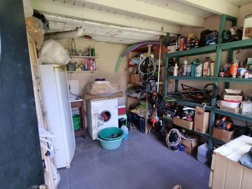 Casa de 5 ambientes con cochera en venta en Del Viso