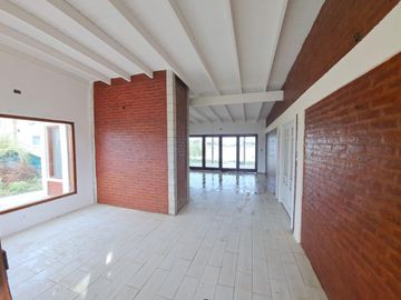 Casa en venta de una planta Barrio San Sebastián, área 8