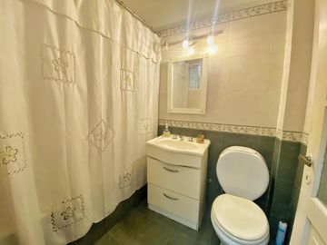 VENTA CASA 5 AMB 230 M2 PATIO TERRAZA GERLI