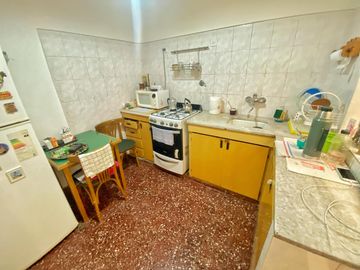 VENTA CASA 5 AMB 230 M2 PATIO TERRAZA GERLI
