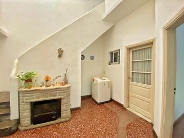 VENTA CASA 5 AMB 230 M2 PATIO TERRAZA GERLI