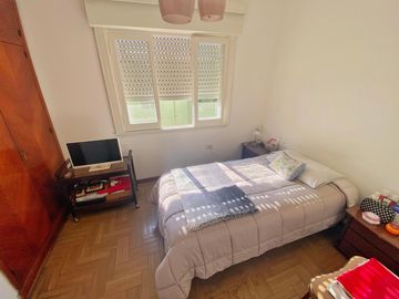 VENTA CASA 5 AMB 230 M2 PATIO TERRAZA GERLI