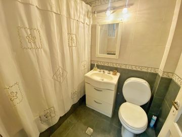VENTA CASA 5 AMB 230 M2 PATIO TERRAZA GERLI
