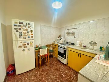 VENTA CASA 5 AMB 230 M2 PATIO TERRAZA GERLI