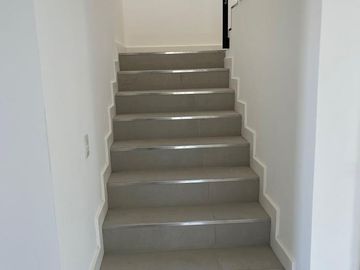 Casa en el Barrio Araucarias - Puertos - Escobar