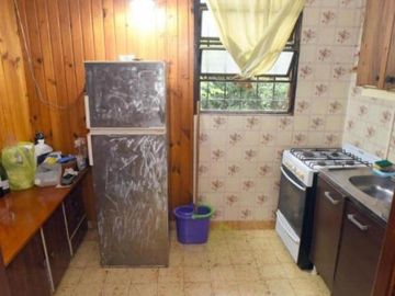 Casa en venta - 4 Dormitorios 2 Baños - 2.370Mts2 - El Trébol, Echeverría