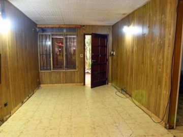 Casa en venta - 4 Dormitorios 2 Baños - 2.370Mts2 - El Trébol, Echeverría