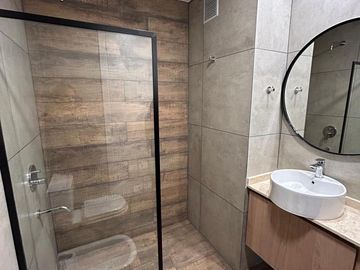 Departamento en venta Güemes monoambiente con cochera a estrenar
