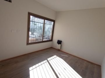 Casa a estrenar en venta -  San Eduardo - Fisherton