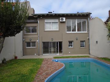 VENTA CASA 6 AMBIENTES EN OLIVOS