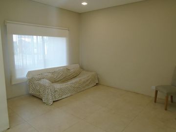 VENTA CASA 6 AMBIENTES EN OLIVOS