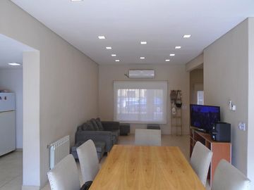 VENTA CASA 6 AMBIENTES EN OLIVOS