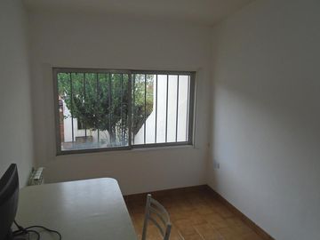 VENTA CASA 6 AMBIENTES EN OLIVOS