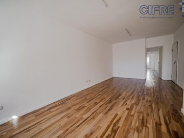 Departamento semipiso de 3 ambientes con balcón aterrazado en  Villa Urquiza AMENITIES