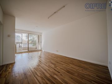 Departamento semipiso de 3 ambientes con balcón aterrazado en  Villa Urquiza AMENITIES