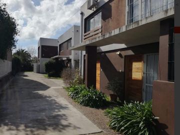 Dúplex en venta - 2 Dormitorios 2 Baños - 104Mts2 - City Bell, La Plata