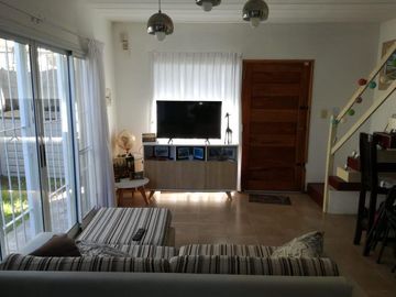 Dúplex en venta - 2 Dormitorios 2 Baños - 104Mts2 - City Bell, La Plata