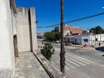 San Vicente 2 Departamentos y 1 Local