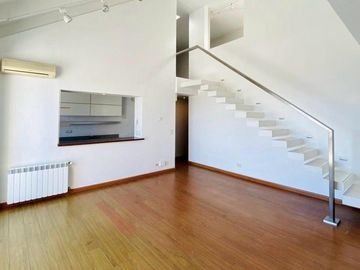 Departamento en venta en San Isidro - Vias/Rolon