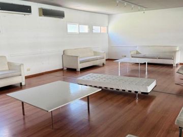 Departamento en venta en San Isidro - Vias/Rolon