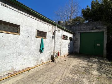 Depósito en venta - 600Mts2 - San Carlos, La Plata