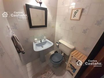 A 3/c de Av. Maipú y Cerca de CABA, Chalet en 2 Plantas Ideal 2 Familias, 270m2