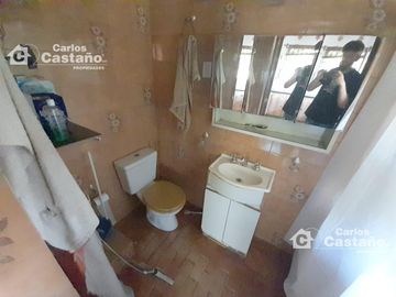 A 3/c de Av. Maipú y Cerca de CABA, Chalet en 2 Plantas Ideal 2 Familias, 270m2