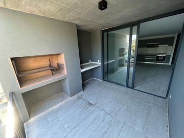 Departamento a Estrenar! con Jardín! Venta Tigre Centro