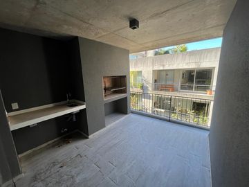 Departamento a Estrenar! con Jardín! Venta Tigre Centro