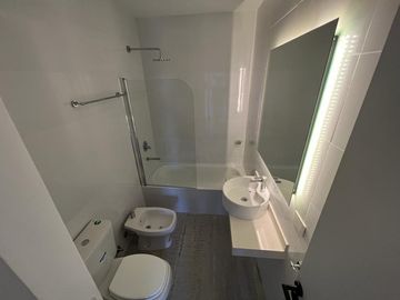 Departamento a Estrenar! con Jardín! Venta Tigre Centro
