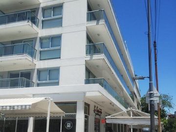 VENTA ESPECTACULAR TRES AMBIENTES  COCHERA FULL AMENITIES EDIFICIO LIN CALEL VILLA URQUIZA