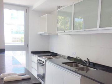 VENTA ESPECTACULAR TRES AMBIENTES  COCHERA FULL AMENITIES EDIFICIO LIN CALEL VILLA URQUIZA