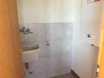 VENTA departamento 2 dormis, 1 cochera, vista al lago centro