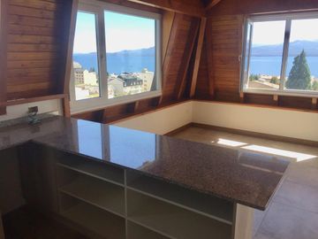 VENTA departamento 2 dormis, 1 cochera, vista al lago centro
