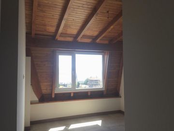 VENTA departamento 2 dormis, 1 cochera, vista al lago centro