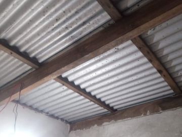 Casa en venta - 5 Dormitorios 3 Baños - 230mts2 - Longchamps