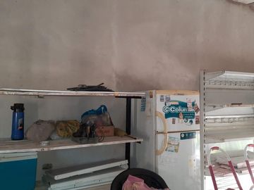 Casa en venta - 5 Dormitorios 3 Baños - 230mts2 - Longchamps