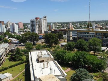 5 Ambientes Piso Alto con Vista Abierta en EXCELENTE UBICACION