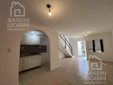 Casa en  Venta en Berazategui 3 Habitaciones. Impecable.