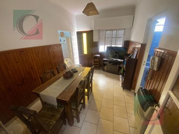 Casa 4 ambientes con terraza, patio y cochera APTO CREDITO