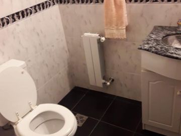 Casa - La Cumbre Cordoba 4 ambientes, 3 baños mas toilette, escritorio, gran parque.