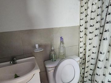 Se vende casa en barrio Privado Panambi