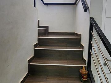 Se vende casa en barrio Privado Panambi